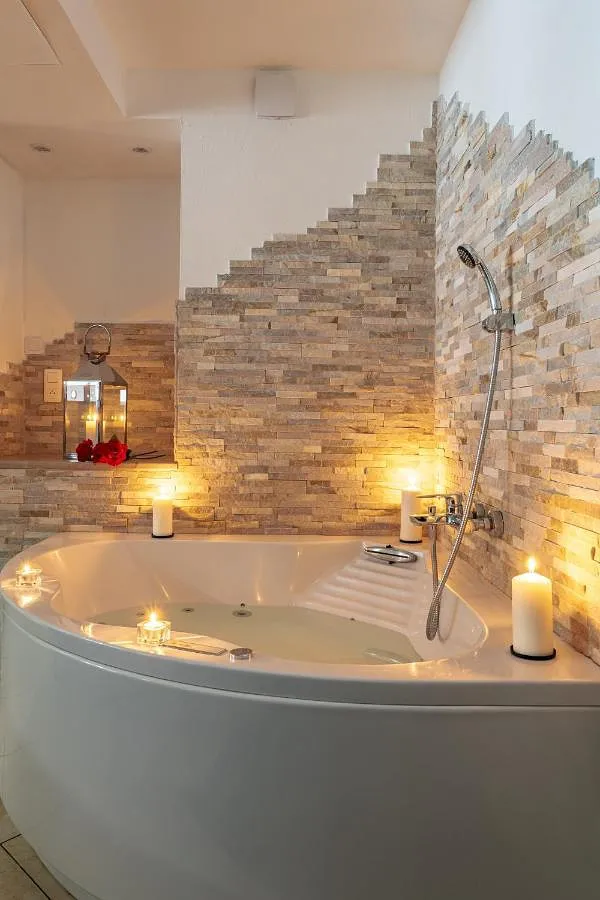 Ferienwohnung für 2 Personen, mit Whirlpool - 1