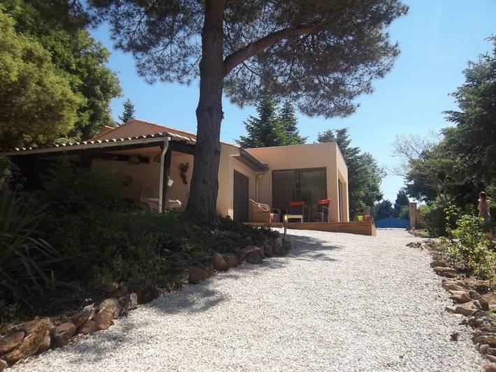 Gîte pour 4 personnes, avec piscine, animaux acceptés à Pardailhan