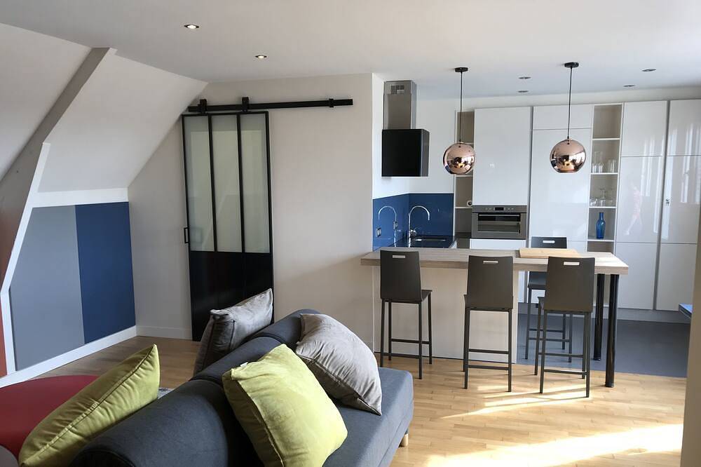 Appartement entier, Magnifique duplex, emplacement exceptionnel, hyper centre de Tours, très calme in Tours, Région de Tours