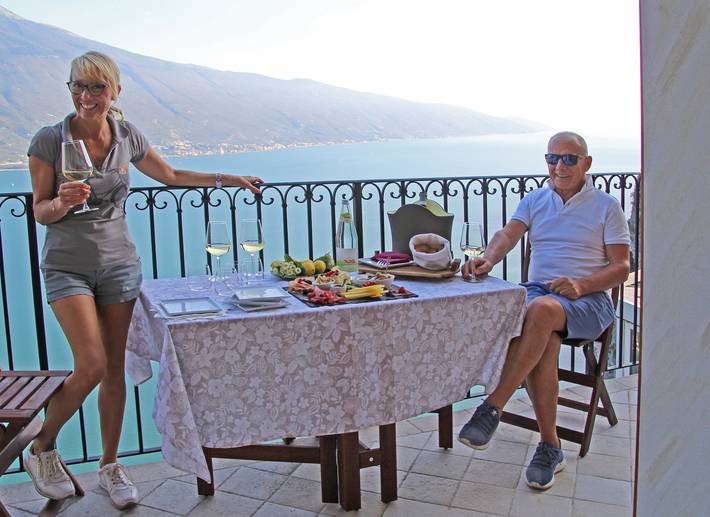 Ferienhaus für 5 Personen, mit Terrasse und Seeblick am Gardasee - 2