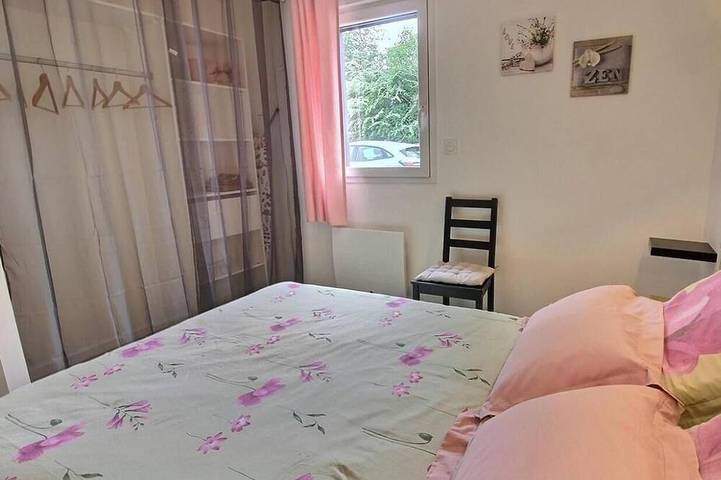 Location de vacances pour 6 personnes, avec jardin et terrasse à Plélo - 4