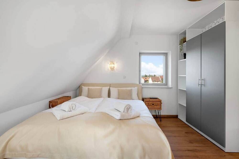 Ganze Wohnung, 70 m² Design-Apartment - 1.5 Bäder, Ac & Ausblick in Aschaffenburg, Mainviereck