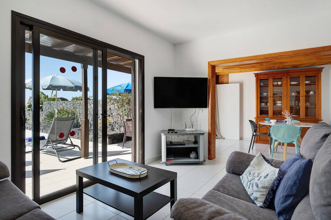 Casa de vacaciones "Villa Fernando" con vistas al mar, piscina privada y Wi-Fi in Playa Blanca, Yaiza