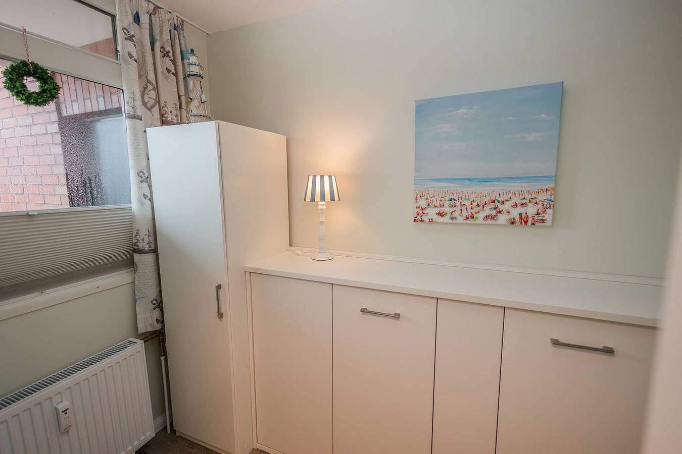 Ganze Wohnung, "Traumhafte Ferienwohnung mit Meerblick und Sandstrand direkt vor der Tür!" in Wyk auf Föhr (Stadt), Wyk auf Föhr