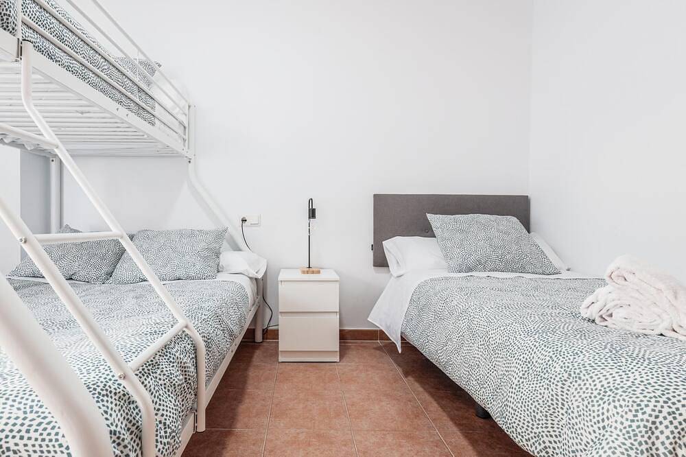 Apartamento entero, Apt buenas calidades La Algaba Bazan in La Algaba, Provincia de Sevilla