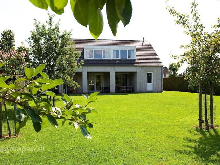 Villa voor 18 personen, met tuin en terras, kindvriendelijk in Zuid-Limburg