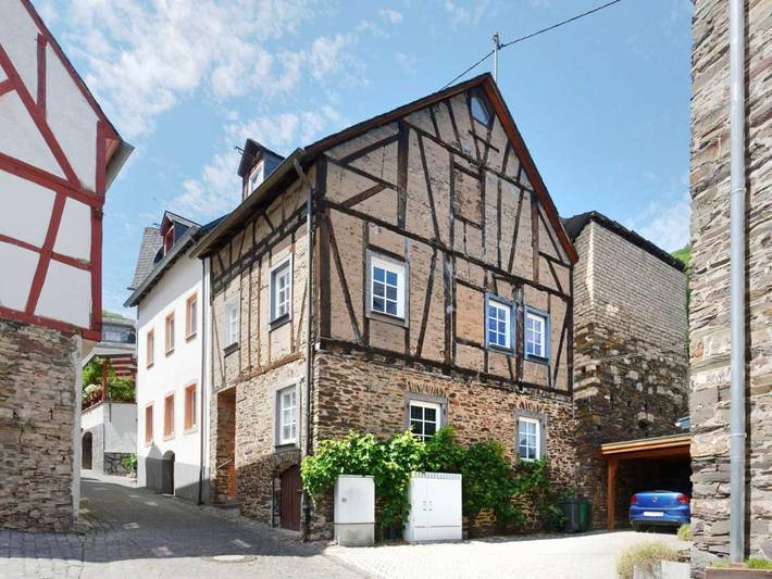 Ferienhaus für 8 Personen in Bremm