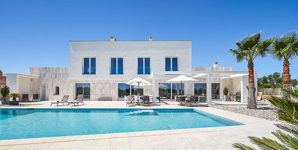 Ferienhaus für 12 Personen, mit Pool und Garten in Es Trenc