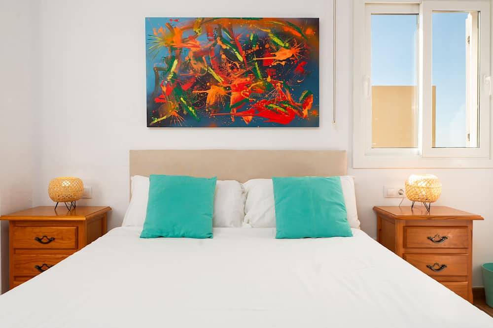 Villa Sofia Ibiza - Cinco Habitaciones Villa, Capacidad 11 in Cala Gració, Sant Antoni de Portmany