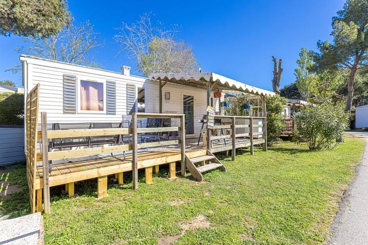 Camping voor 6 personen, met Whirlpool en Kinderzwembad in Canet-en-Roussillon