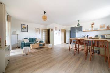 Gîte pour 4 personnes, avec vue et terrasse à Jonquerettes