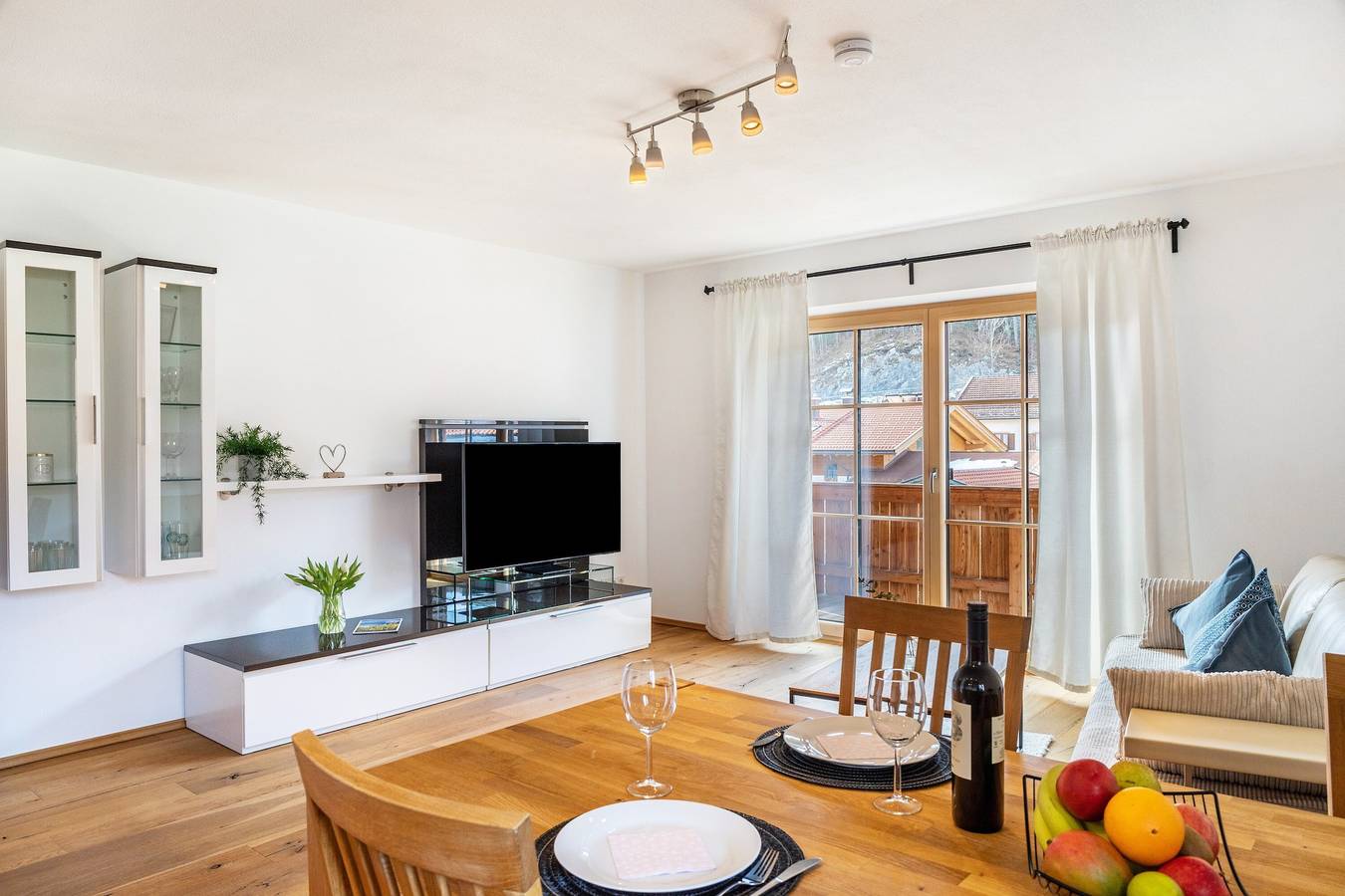 Ganze Wohnung, Apartment 'Wetterstoa' mit Bergblick in Mittenwald, Bayerische Alpen