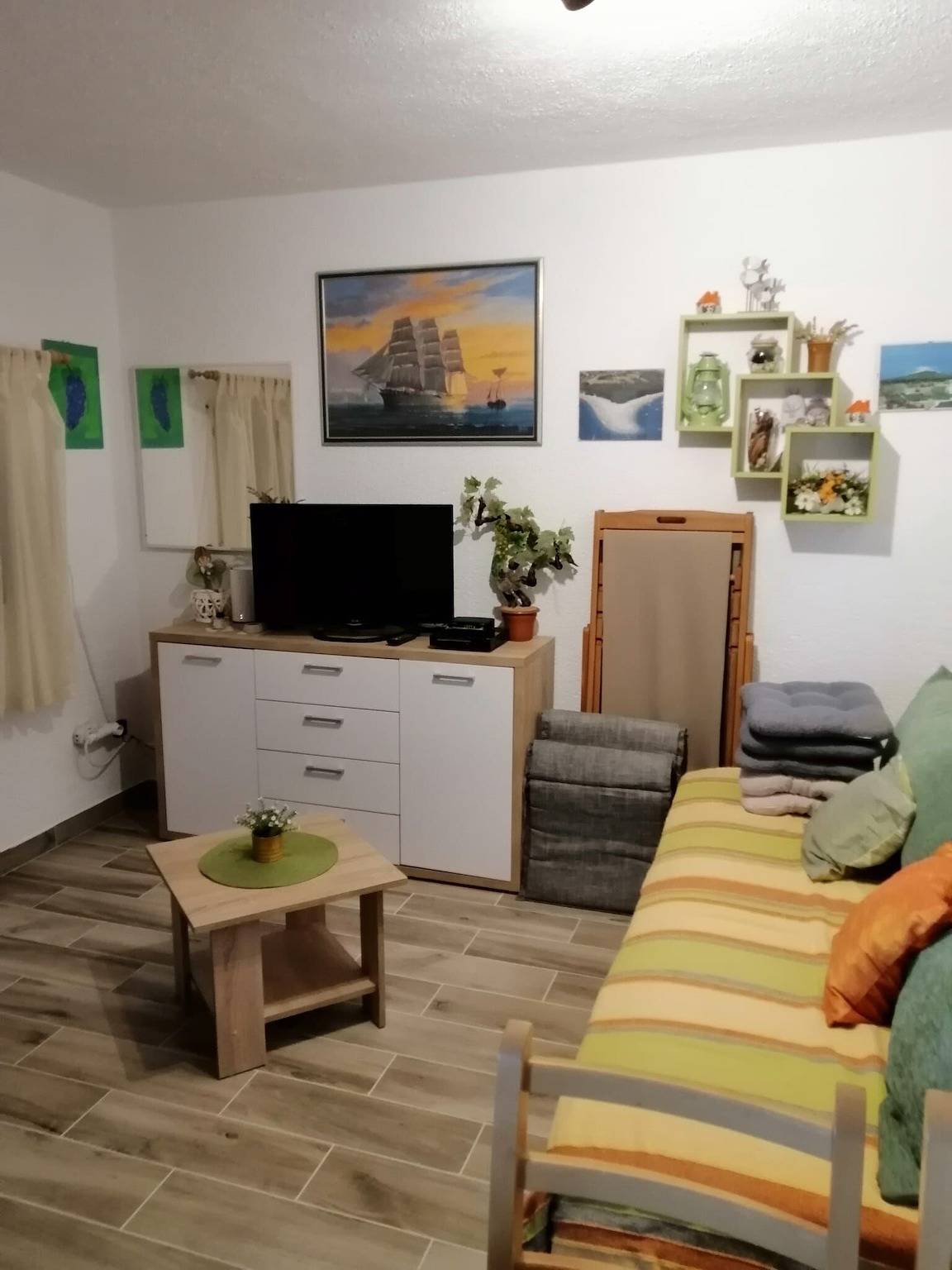 House Tomy in Bol, Brac