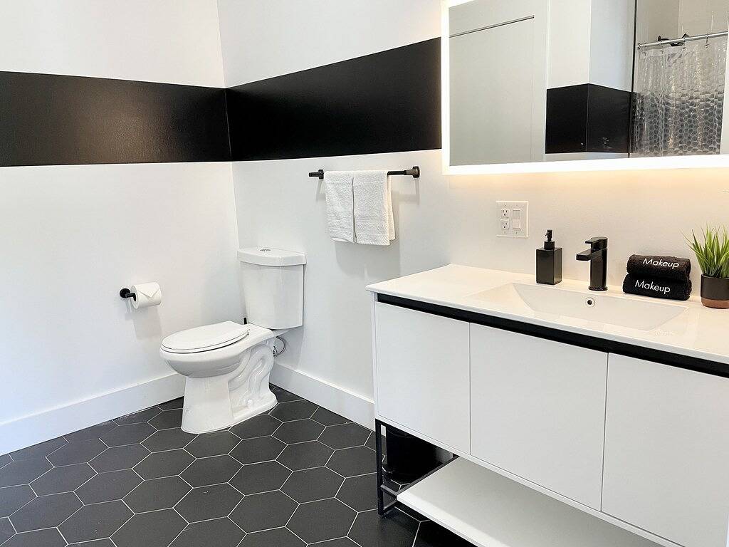 Ganze Wohnung, Queen Studio w/ Pool + Gym Near Nyc & Metlife in Union County