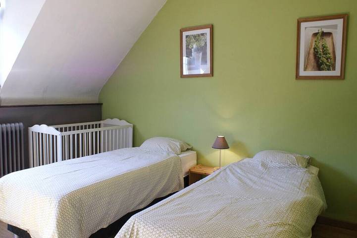 Location de vacances pour 12 personnes, avec jardin et sauna ainsi que jacuzzi et terrasse, animaux acceptés dans Burnenville - 3