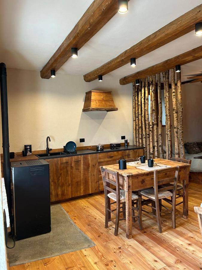 Gîte pour 3 personnes, avec jardin et vue dans Brossasco