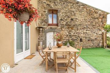 Gîte pour 2 personnes, avec balcon à Montaigut-le-Blanc