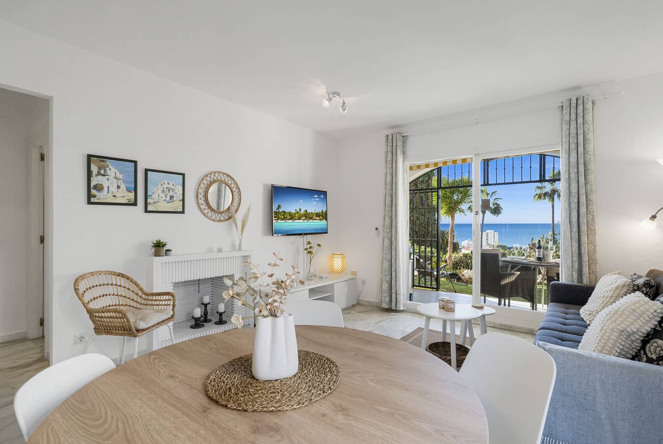 Appartement entier, Amazing pool and garden apartment by Costarentals - Ref 253 in La Cala de Mijas, Mijas