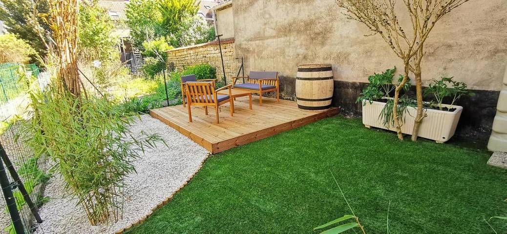 Gîte pour 3 personnes, avec Terrasse et Jardin dans Gare de Dijon-Ville