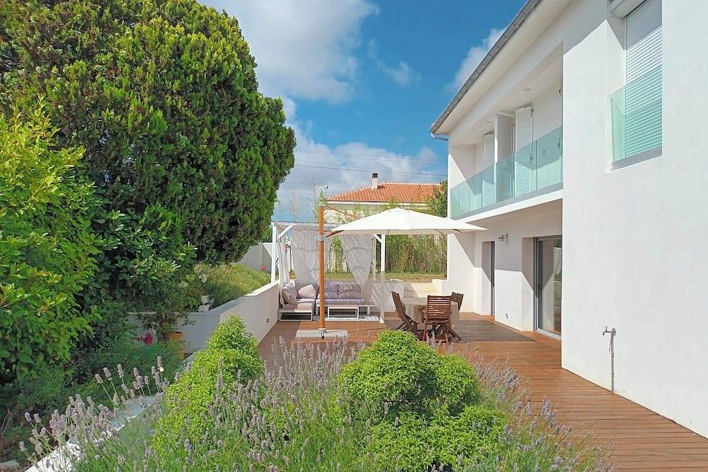 Grande maison - Vacances en famille - La Rochelle et Île de Ré – 10 personnes in Puilboreau, Région de La Rochelle