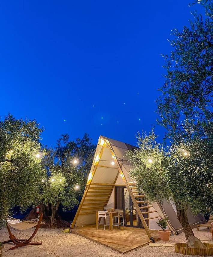 Camping für 4 Personen, mit Terrasse und Whirlpool sowie Garten im Salento