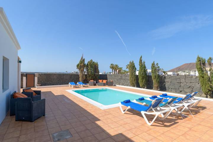 Ferienhaus 'Vista De La Montaña' mit Bergblick in Playa Blanca, Yaiza