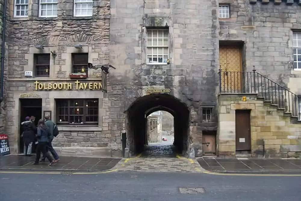 Apartamento entero, Next to the Palace and Royal Mile with parking in Edimburgo, Lothian