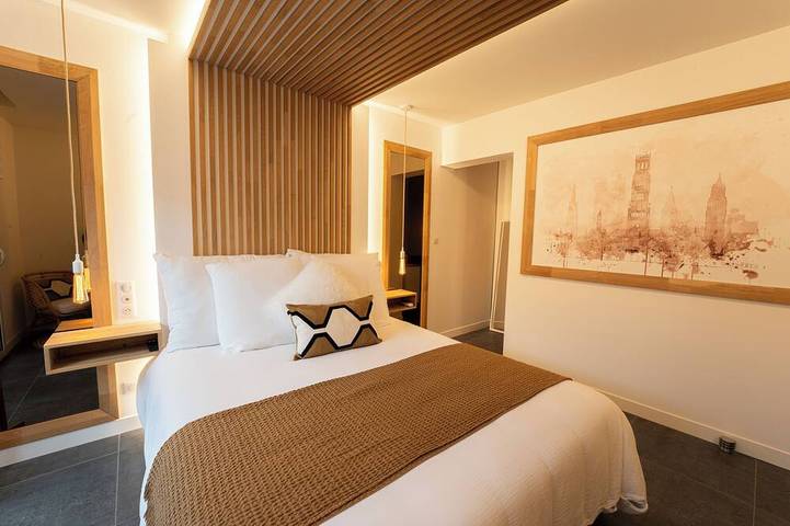 Location de vacances pour 8 personnes, avec jacuzzi et jardin ainsi que terrasse et sauna à Trélazé - 3