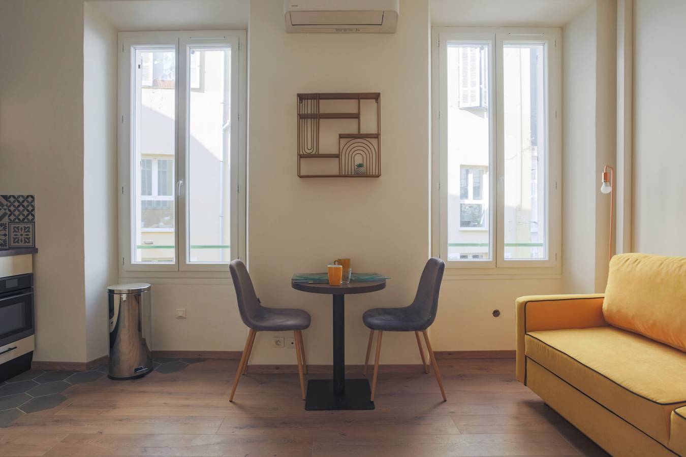 Entire studio, Studio Soleil - Welkeys in Cannes, Mediterranean Coast (France)