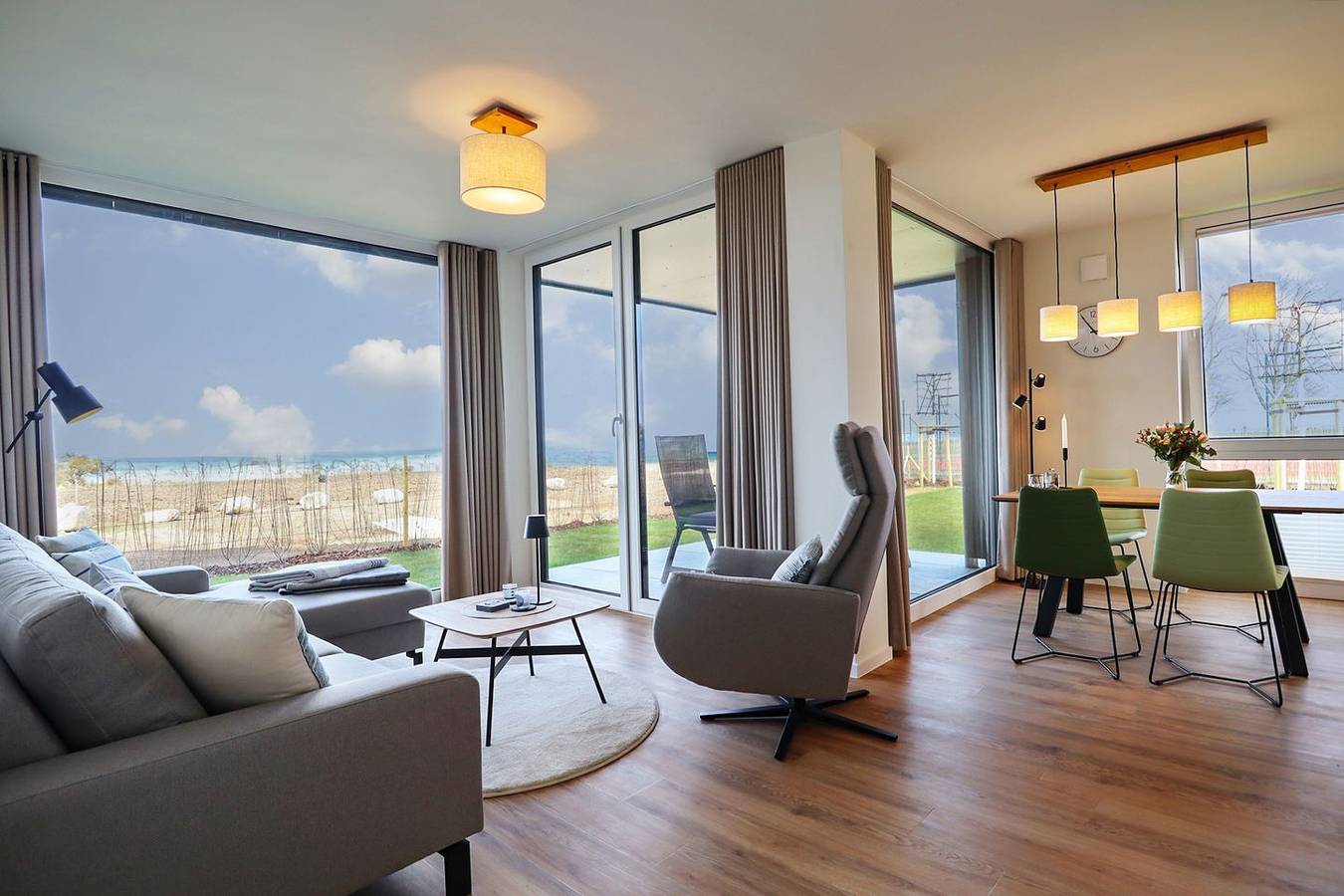 Ganze Wohnung, Beltstrand – Meerblick inklusive. Sauna. Garten. Hund erlaubt. in Marienleuchte, Fehmarn