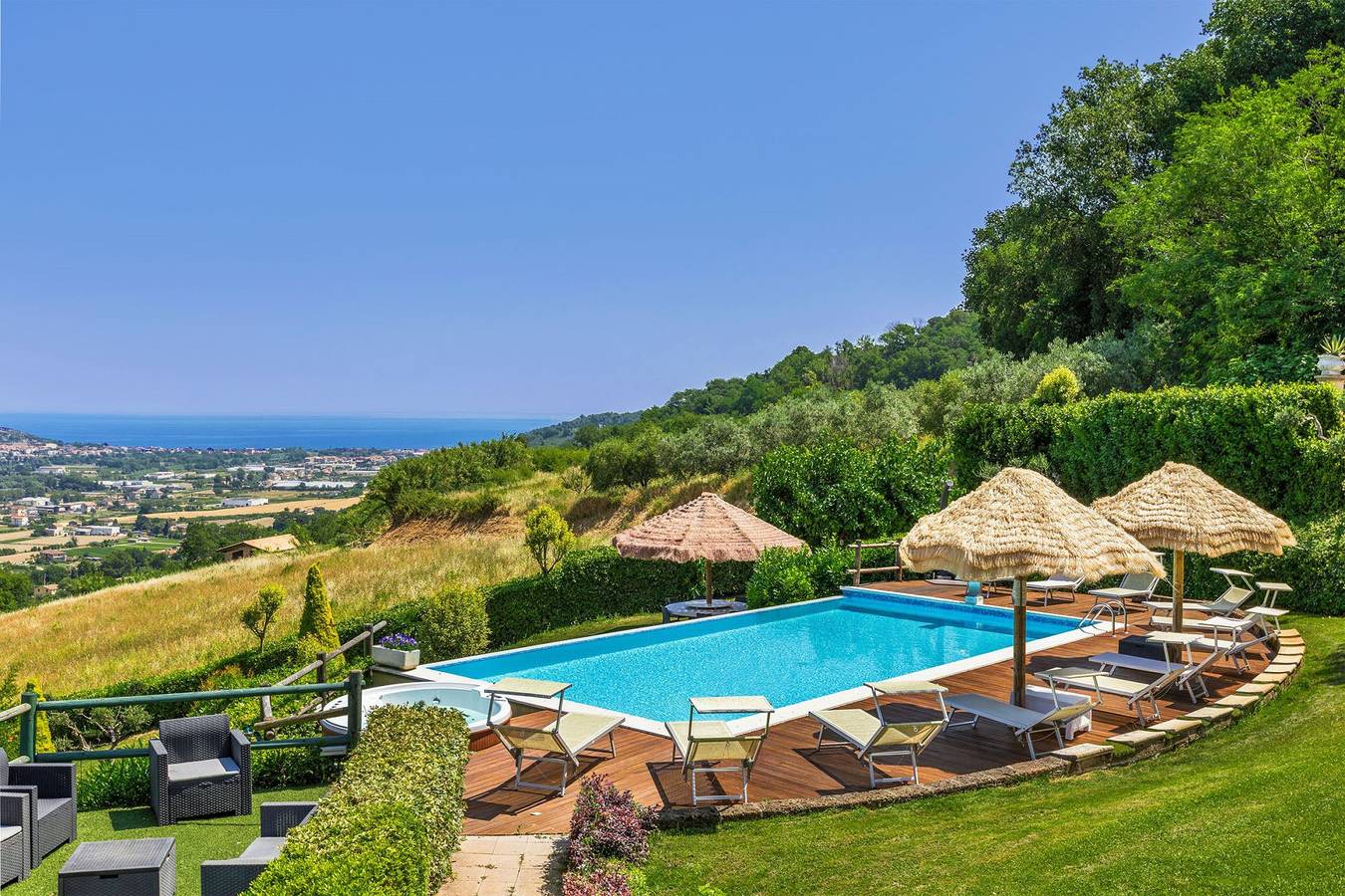 Villa für 12 Personen mit Pool in Campofilone, Fermo Provinz