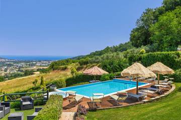 Villa für 12 Personen in Campofilone, Adriaküste Marken, Bild 1