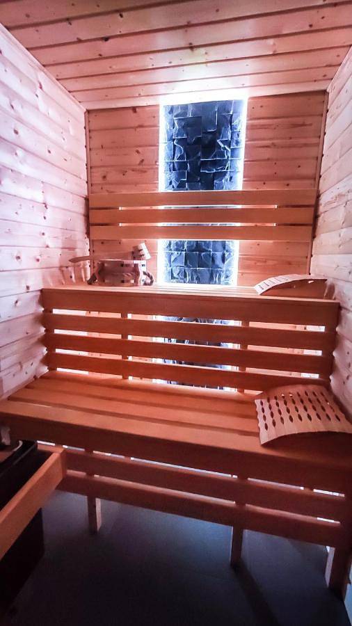 Villa für 10 Personen, mit Garten und Whirlpool sowie Sauna und Pool in Polen - 4