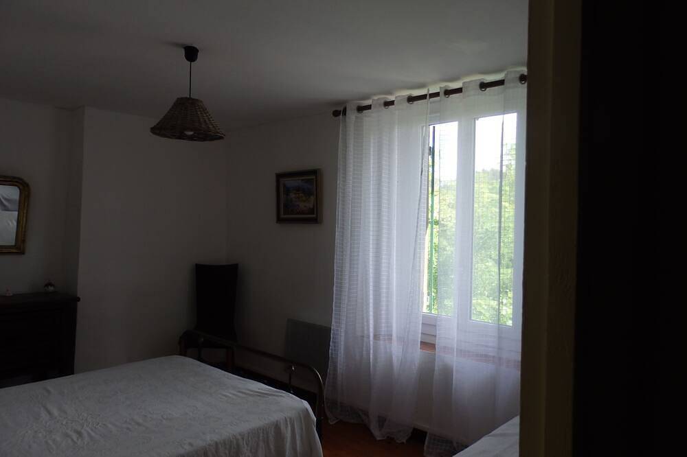 Charmante maison de campagne dans un havre de paix, idéale pour famille in Leuc, Région de Carcassonne