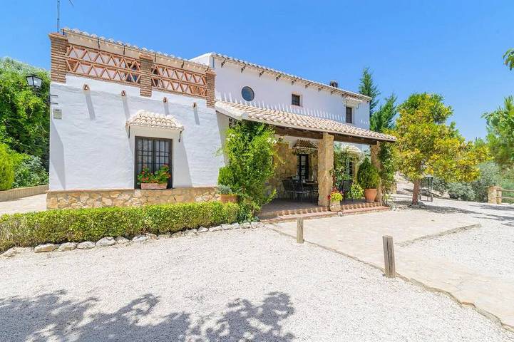 Location de vacances pour 16 personnes, avec jacuzzi et jardin à Priego de Córdoba - 2