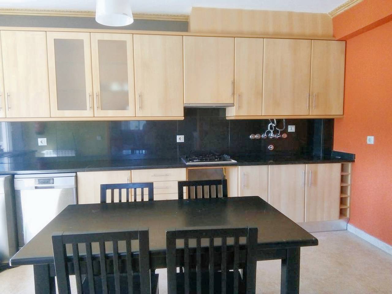 Entire apartment, Comfortable apartment with mountain view - 90 m² - Fireplace in Urqueira, Santarém District