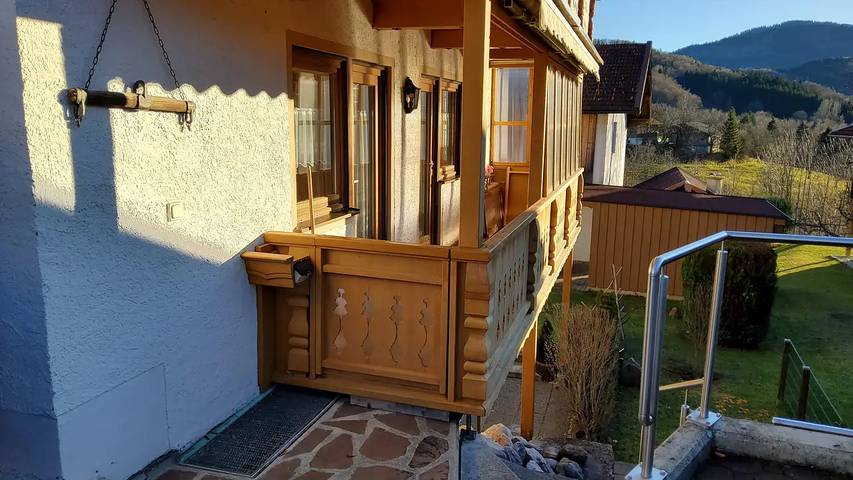 Gîte pour 2 personnes, avec balcon dans Alzing