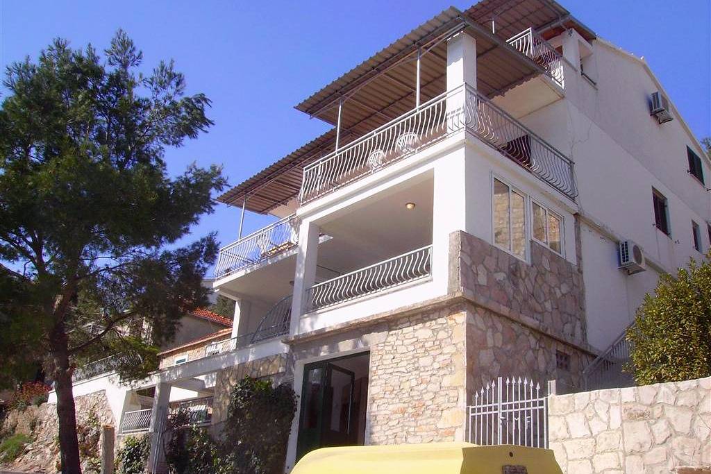 Cijeli apartman, Dvosobni apartman uz plažu Basina, Hvar A-4599-f in Vrboska, Hvar