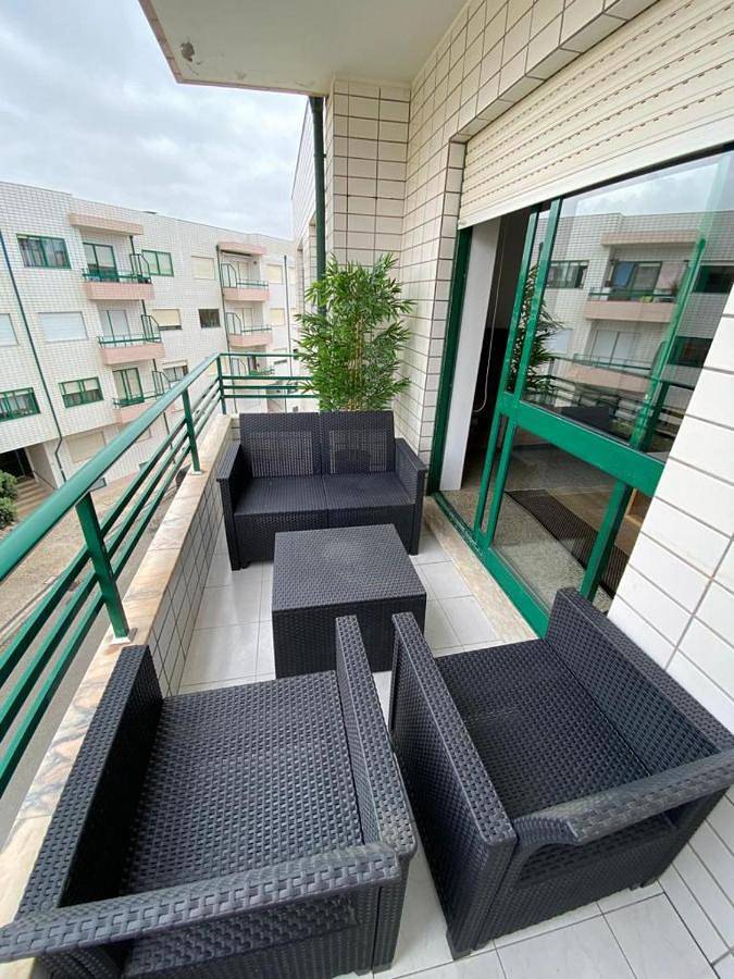 Apartamento inteiro, Two-Bedroom Apartment in Aver-o-Mar, Amorim e Terroso, Distrito do Porto