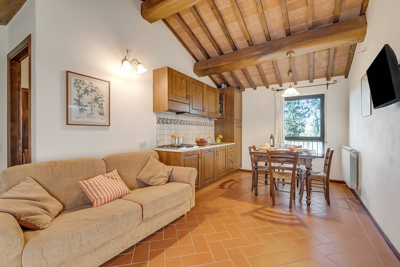 Ganze Wohnung, Chianti Site Pini Shared Pool in Castelfiorentino, Chianti