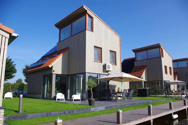 Ferienhaus für 6 Personen, mit Terrasse und Garten sowie Sauna in Heeg