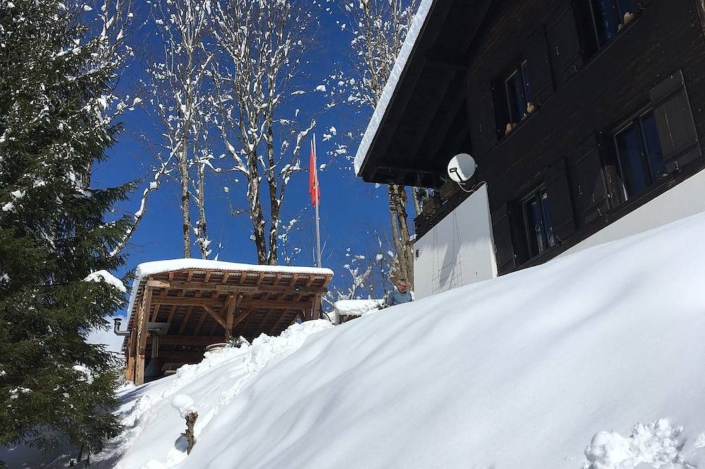 Ferienhaus für 8 Gäste mit 130m² in Glarus Süd in Elm GL, Glarus Süd