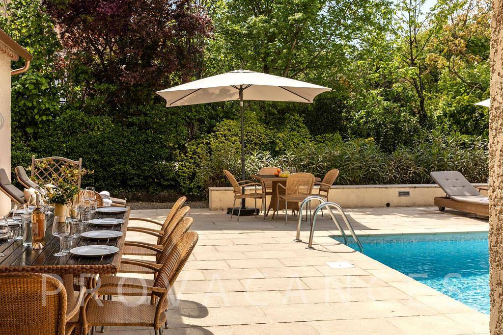 Lovely holiday house with pool in La Gaude in La Gaude, Cannes region
