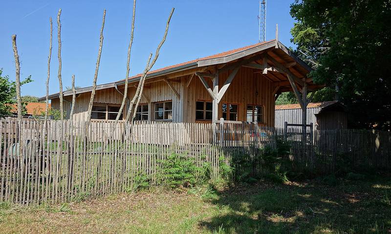 Gîte pour 8 personnes, avec terrasse et jardin, animaux acceptés