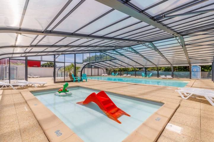 Camping pour 6 personnes, avec bassin pour enfant