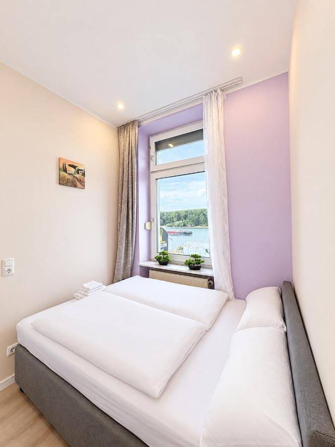 Ferienwohnung für 11 Personen, mit Terrasse und Ausblick in Rheinhessen
