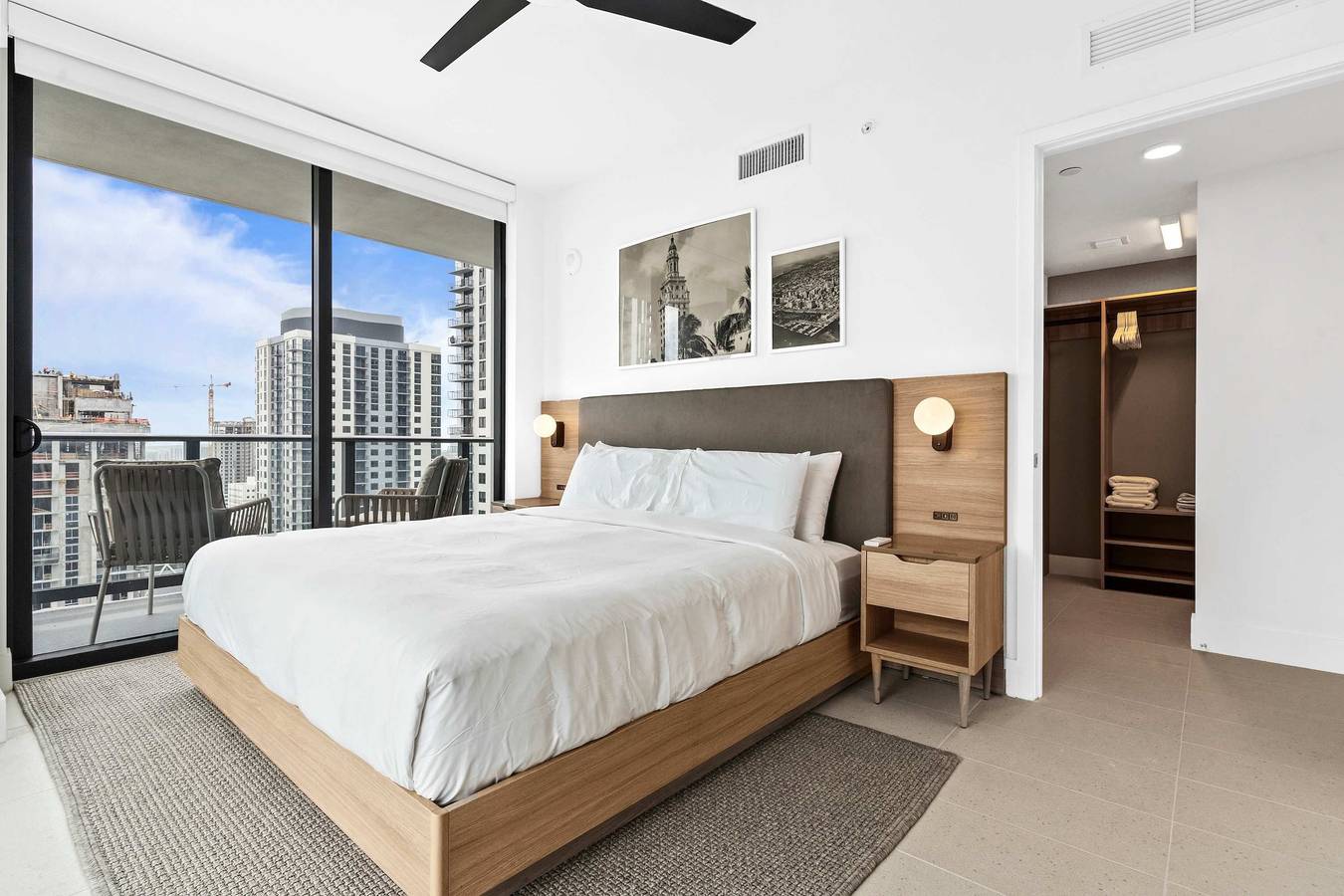 Ganze Wohnung, Bayside Breeze, Downtown Luxury Tower, Pool, Gym in Miami, Florida