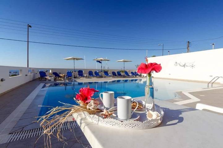 Apartment for 2 people in Malia