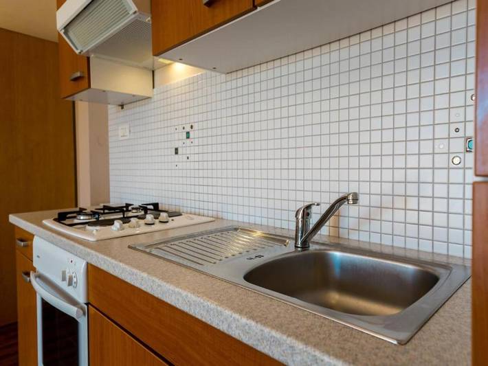 Ferienwohnung für 3 Personen, mit Garten und Pool sowie Balkon, kinderfreundlich in Obrovac - 3