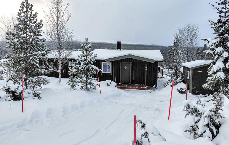 Feriehus for 8 personer, med terrasse og hage, dyr tillatt i Østlandet